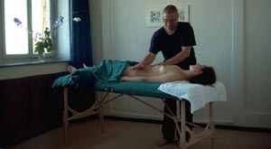 cabinet de massage au fond du jardin