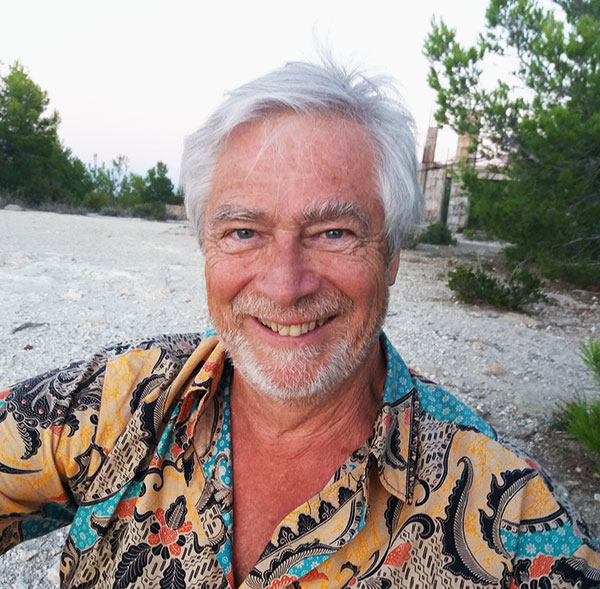 Roger-Michel &agrave; Trimurti